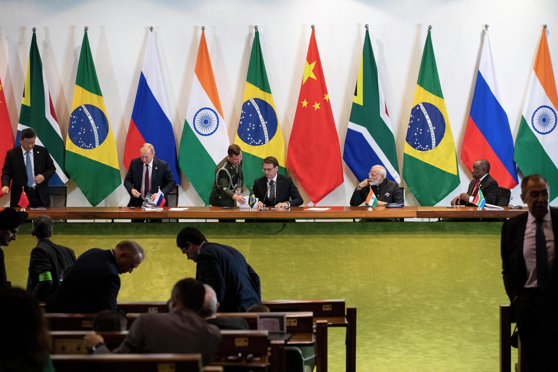 Os líderes dos países do BRICS participam de encontro do bloco em Brasília, Brasil, 14 de novembro de 2019 - Sputnik Brasil, 1920, 27.05.2022