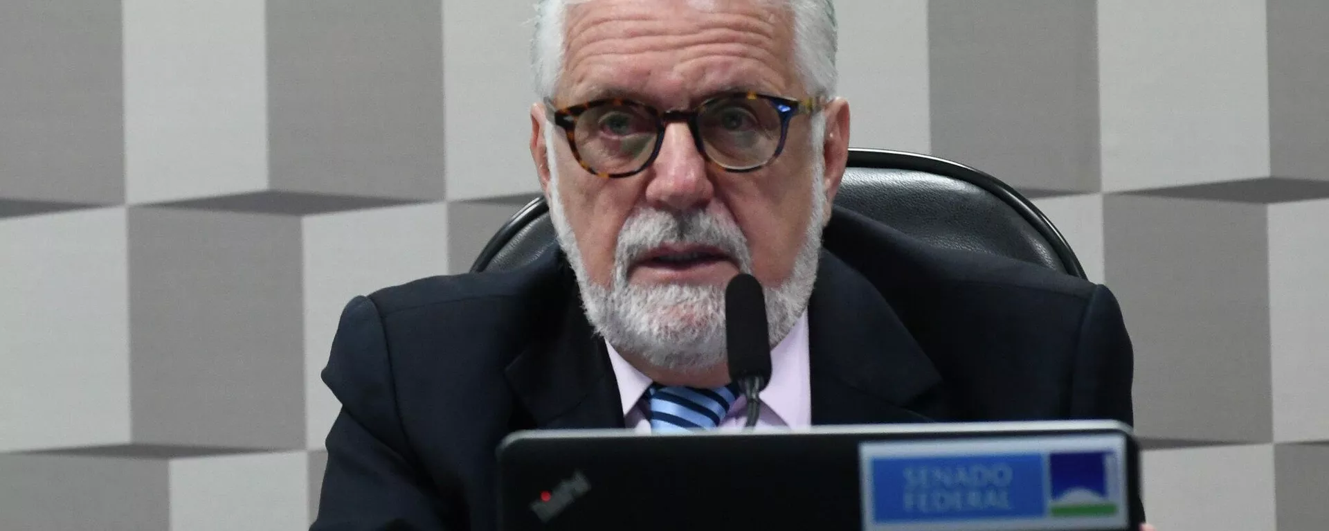 Senador Jaques Wagner (PT-BA) conduz reunião no Senado, 25 de maio de 2022 - Sputnik Brasil, 1920, 21.02.2024