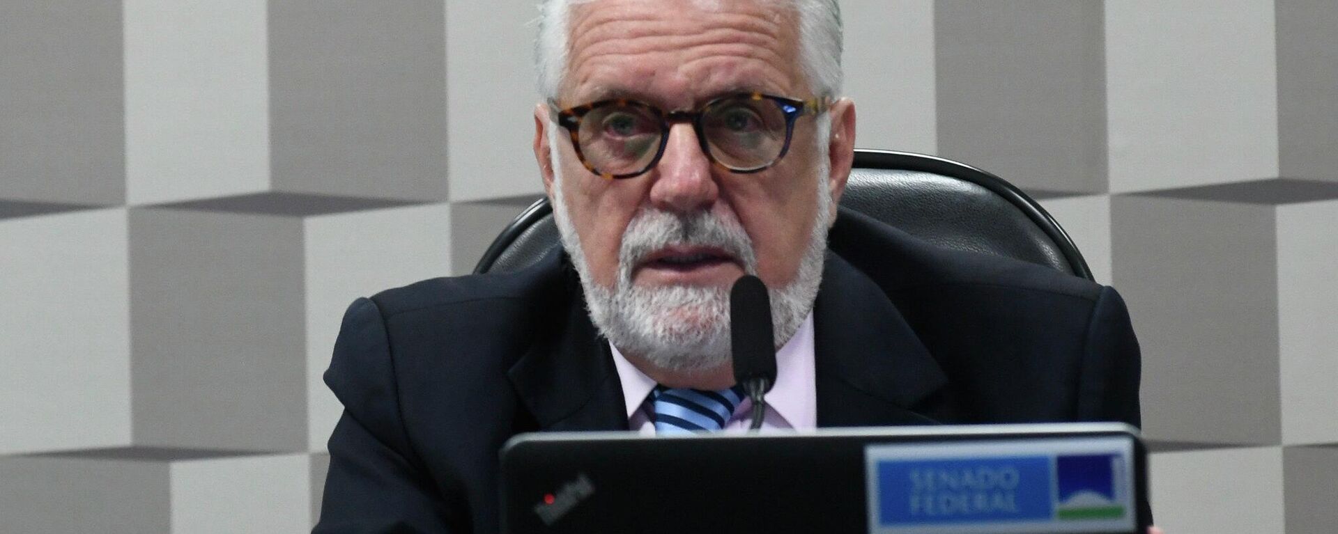 Senador Jaques Wagner (PT-BA) conduz reunião no Senado, 25 de maio de 2022 
 - Sputnik Brasil, 1920, 21.02.2024