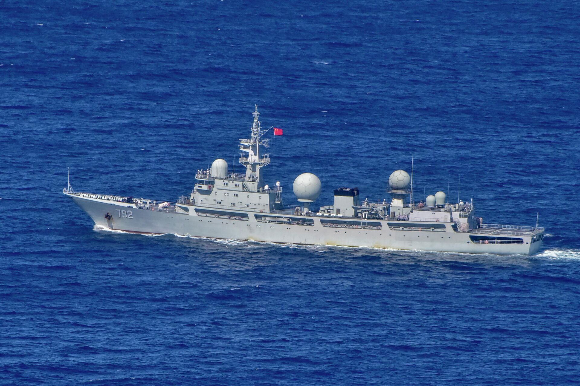 Haiwangxing, navio de inteligência da Marinha do Exército de Libertação Popular (ELP) da China, operando a noroeste da Austrália, 11 de maio de 2022 - Sputnik Brasil, 1920, 22.12.2022