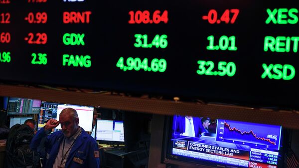 Traders trabalham no pregão da Bolsa de Valores de Nova York, EUA, 19 de maio de 2022 - Sputnik Brasil