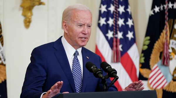 O presidente dos EUA, Joe Biden, fala na Sala Leste da Casa Branca em Washington, 13 de junho de 2022 - Sputnik Brasil