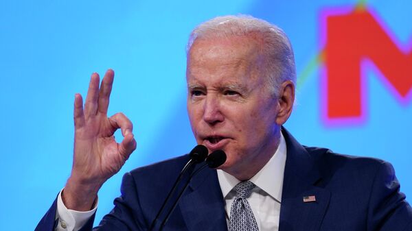 O presidente norte-americano, Joe Biden, discursa na convenção da AFL-CIO (sigla em inglês para Federação Americana do Trabalho e Congresso de Organizações Industriais), na Filadélfia, EUA, 14 de junho de 2022 - Sputnik Brasil