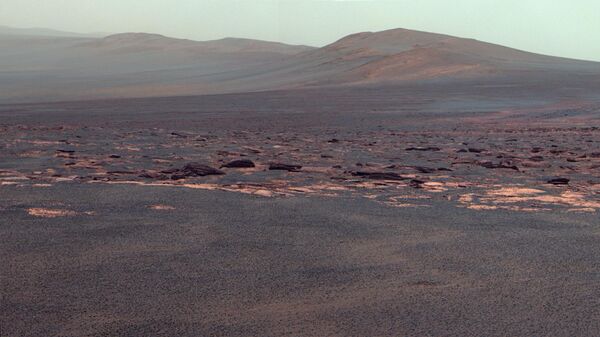 Borda Oeste da Cratera Endeavour em Marte, em falsa cor - Sputnik Brasil