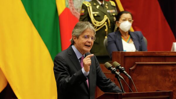 O presidente do Equador, Guillermo Lasso, fala ao entregar projeto de lei com reformas econômicas, tributárias e trabalhistas, em Quito, Equador, 24 de setembro de 2021 - Sputnik Brasil