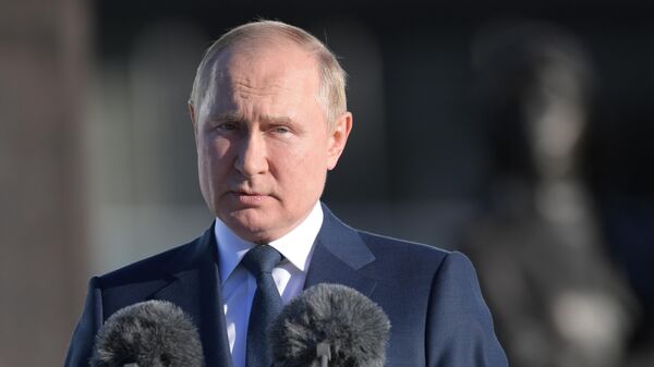 O presidente russo, Vladimir Putin, faz discurso na sede do Serviço de Inteligência Externa da Rússia (SVR, na sigla em russo) - Sputnik Brasil