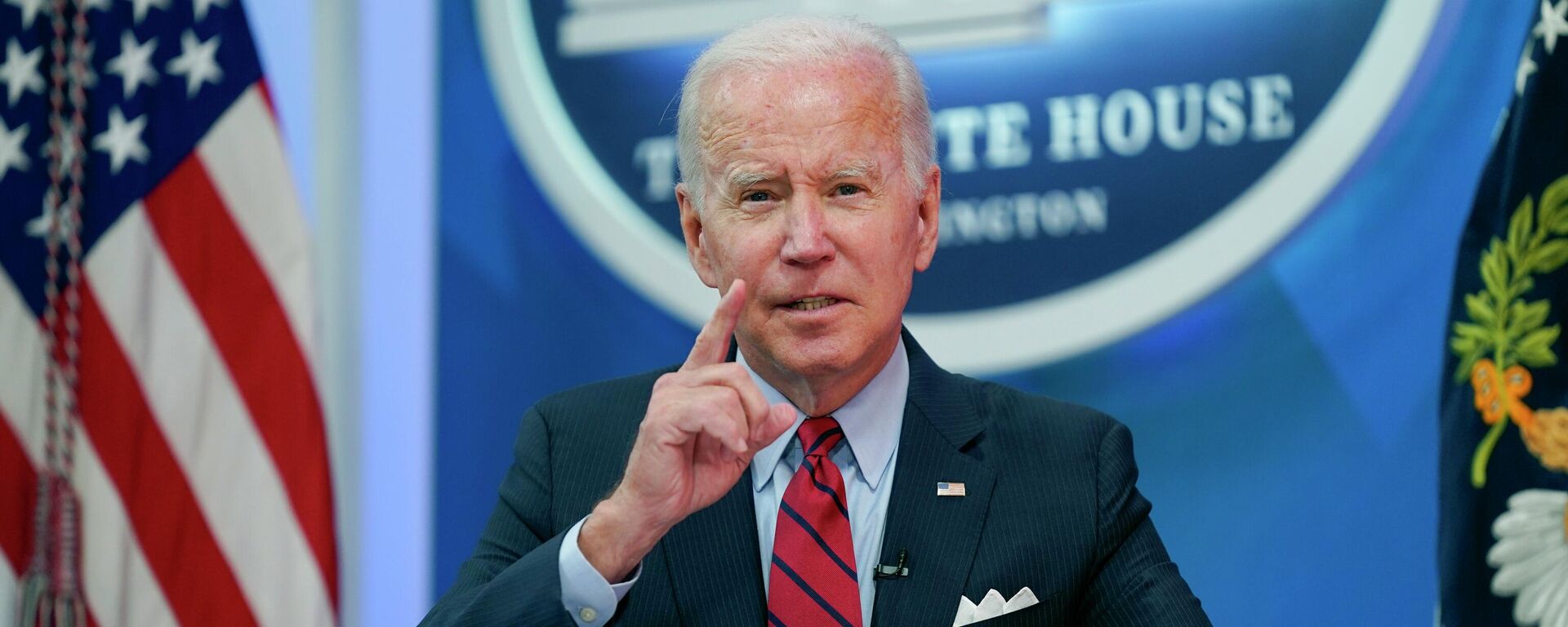 O presidente dos EUA, Joe Biden, fala durante encontro virtual com governadores democratas sobre o direito ao aborto legal, na Casa Branca, 1º de julho de 2022 - Sputnik Brasil, 1920, 02.07.2022