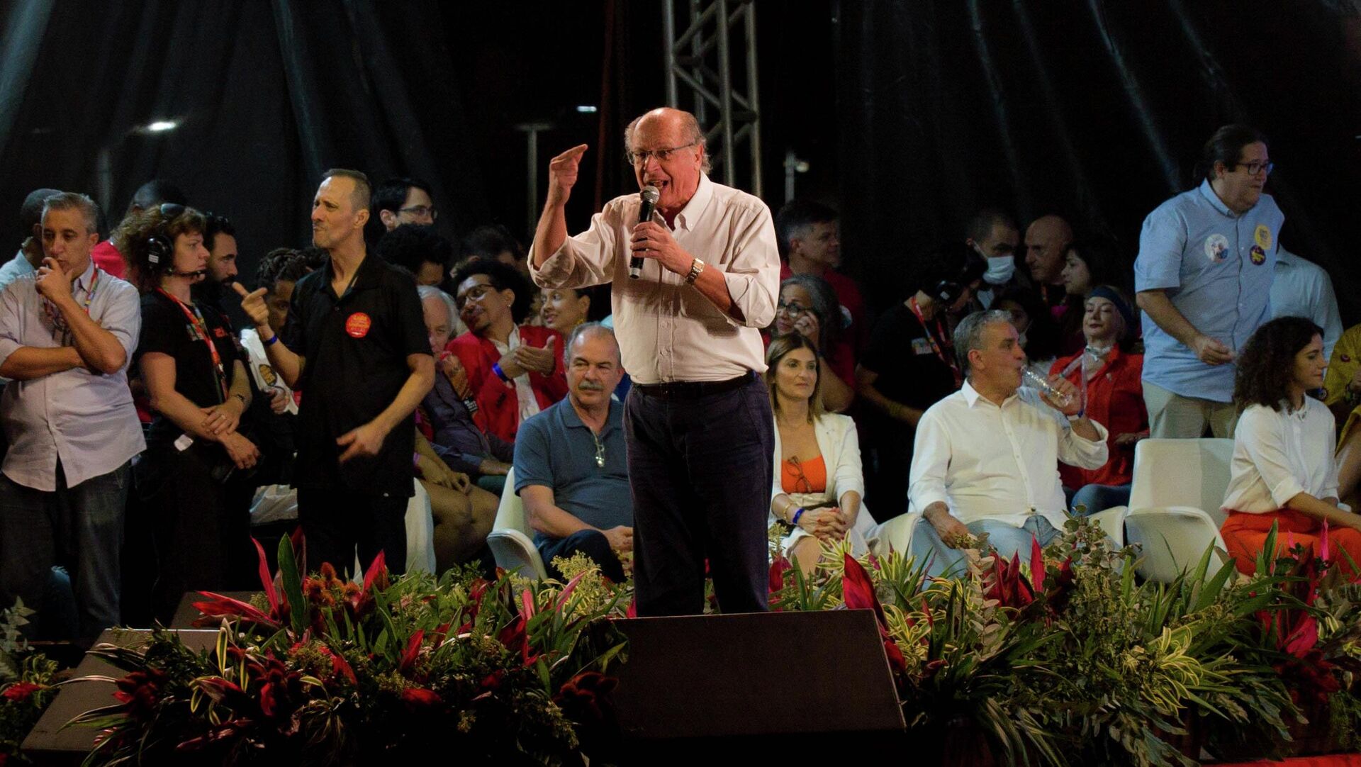 Candidato a vice-presidente, Geraldo Alckmin (PSB) discursa durante ato de lançamento da pré-candidatura de Luiz Inácio Lula da Silva (PT) à Presidência da República, no Rio de Janeiro (RJ), em 7 de julho de 2022 - Sputnik Brasil, 1920, 07.11.2022
