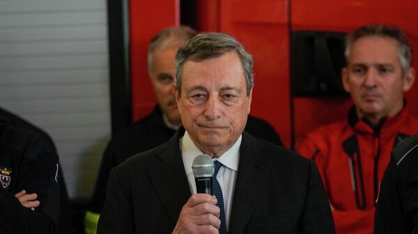 Primeiro-ministro da Itália, Mario Draghi, discursa em uma conferência de imprensa em Canazei - Sputnik Brasil