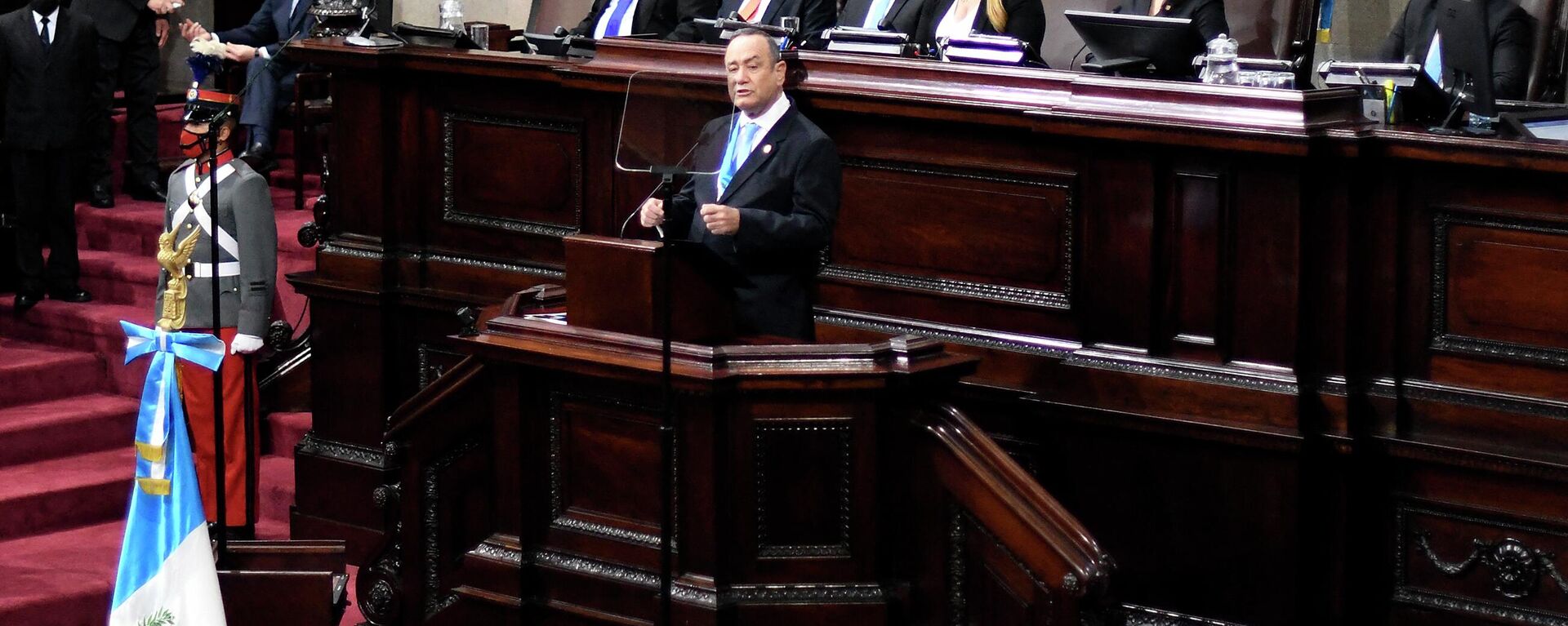 Alejandro Giammatei, presidente guatemalense, fala ao Congresso na Cidade de Guatemala, Guatemala, 14 de janeiro de 2022 - Sputnik Brasil, 1920, 16.07.2022