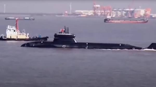 Suposto submarino Type 039 em Xangai, foto publicada em 2021 - Sputnik Brasil