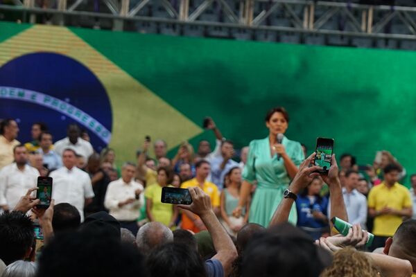 Michelle Bolsonaro discursa no lançamento da candidatura de Jair Bolsonaro à reeleição à presidência em convenção no Maracanãzinho  - Sputnik Brasil