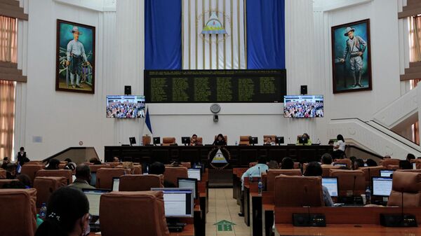 Congressistas participam de sessão parlamentar na Assembleia Nacional em Manágua, Nicarágua, 14 de junho de 2022 - Sputnik Brasil