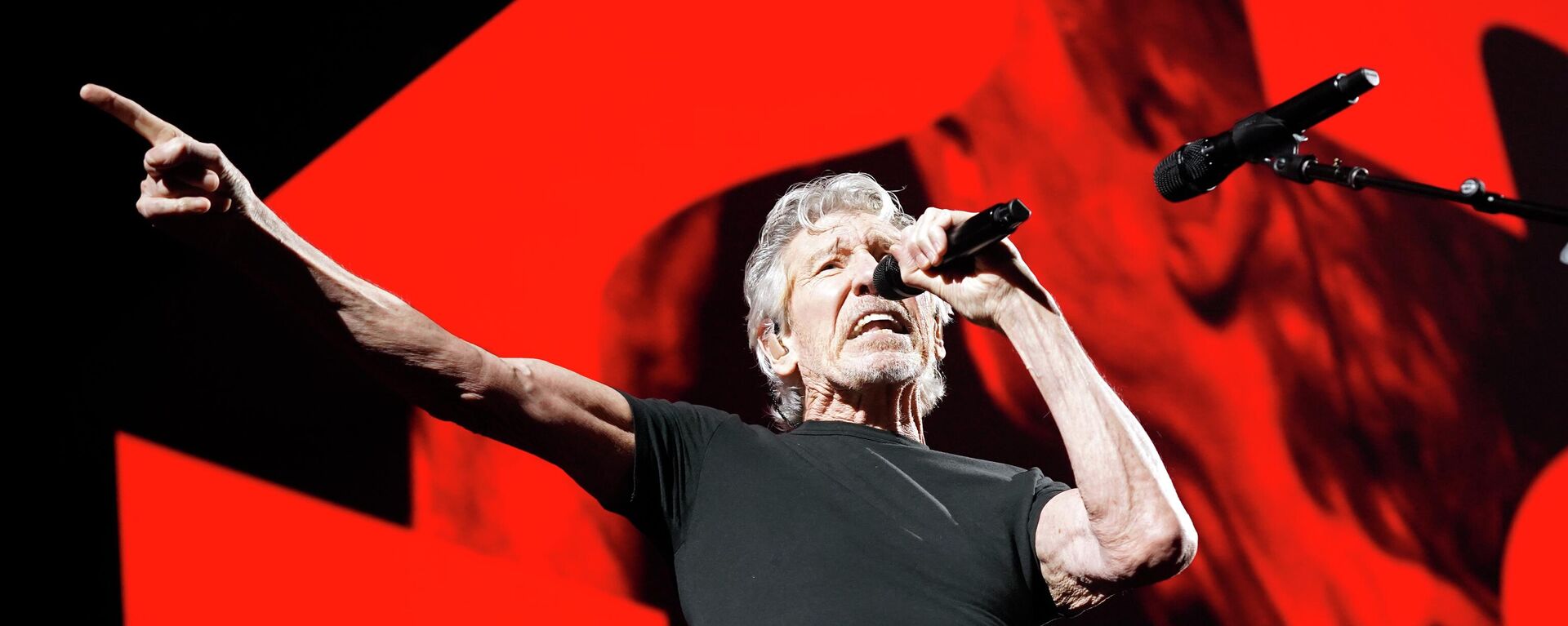Roger Waters se apresenta em show da turnê This Is Not A Drill, em Chicago, nos EUA - Sputnik Brasil, 1920, 10.08.2022