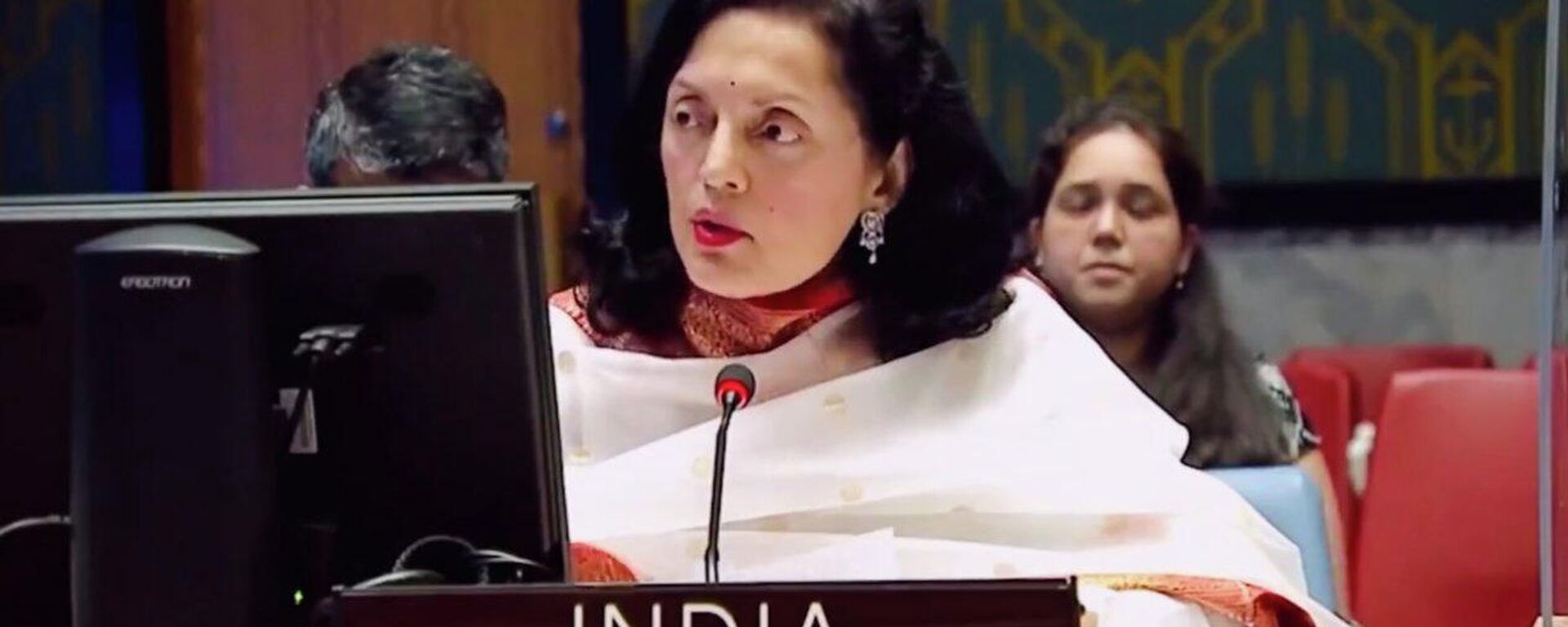 Embaixadora da Índia na ONU, Ruchira Kamboj, fala na reunião do Conselho de Segurança da ONU (CSNU) sobre terrorismo - Sputnik Brasil, 1920, 01.10.2022