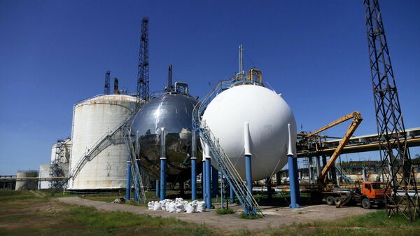 Área de armazenamento de amoníaco líquido na fábrica de produtos químicos Stirol, em Gorlovka, na República Popular de Donetsk, em 8 de agosto de 2022 - Sputnik Brasil