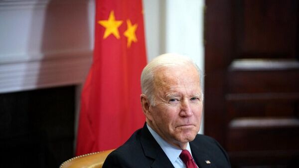 Joe Biden, presidente dos EUA, durante reunião com seu homólogo chinês, Xi Jinping (fora da foto), em 2021 - Sputnik Brasil