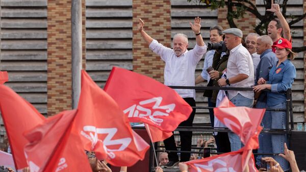 Lula (PT) inicia sua campanha à Presidência da República em visita à fábrica da Volkswagen em São Bernardo do Campo, 16 de agosto de 2022 - Sputnik Brasil