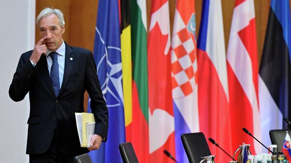 Ministro dos Negócios Estrangeiros de Portugal, João Gomes Cravinho, durante reunião informal dos ministros da OTAN em 15 de maio de 2022 em Berlim - Sputnik Brasil