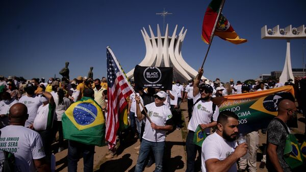 Protesto pró-armas na Esplanada dos Ministérios, em Brasília (DF) (foto de arquivo)  - Sputnik Brasil