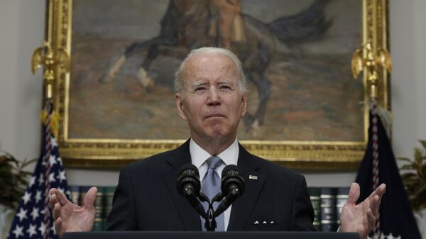 O presidente dos EUA, Joe Biden apresenta uma atualização sobre os esforços dos EUA relacionados à operação militar especial da Rússia na Ucrânia, na Casa Branca em Washington, Estados Unidos, 21 de abril de 2022 - Sputnik Brasil