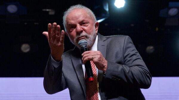 O ex-presidente Lula participa do lançamento do livro, 22 de agosto de 2022 - Sputnik Brasil