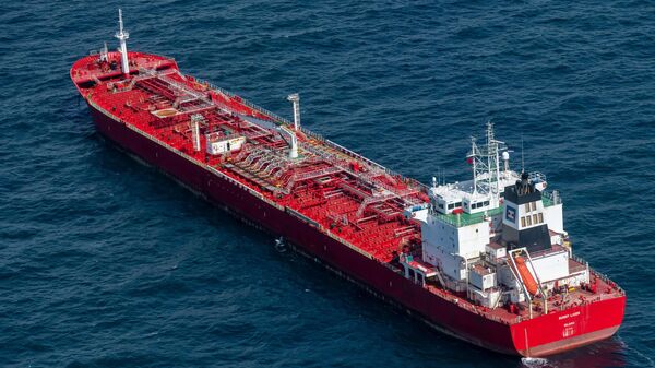 Petroleiro Sunny Liger, de bandeira das ilhas Marshall, com carga de diesel da Rússia, ancorado no mar do Norte, perto de IJmuiden, Países Baixos, 30 de abril de 2022 - Sputnik Brasil