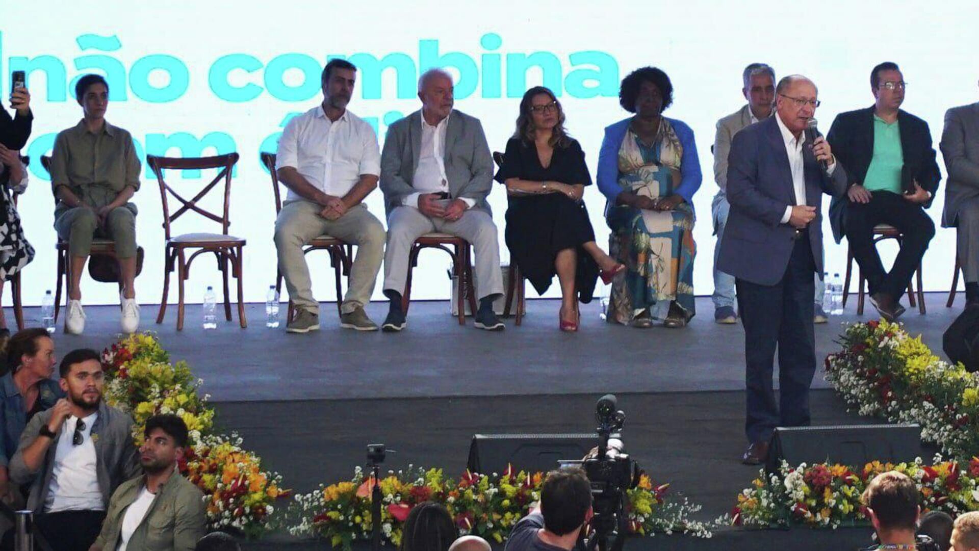 Geraldo Alckmin (PSB), candidato a vice-presidente na chapa de Luiz Inácio Lula da Silva (PT), discursa durante comício com evangélicos em São Gonçalo (RJ), em 9 de setembro de 2022 - Sputnik Brasil, 1920, 09.09.2022