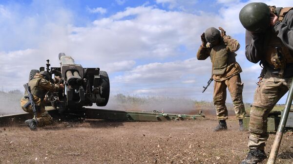 Artilharia do Grupo Wagner durante operação contra posições do Exército ucraniano na região de Donetsk - Sputnik Brasil