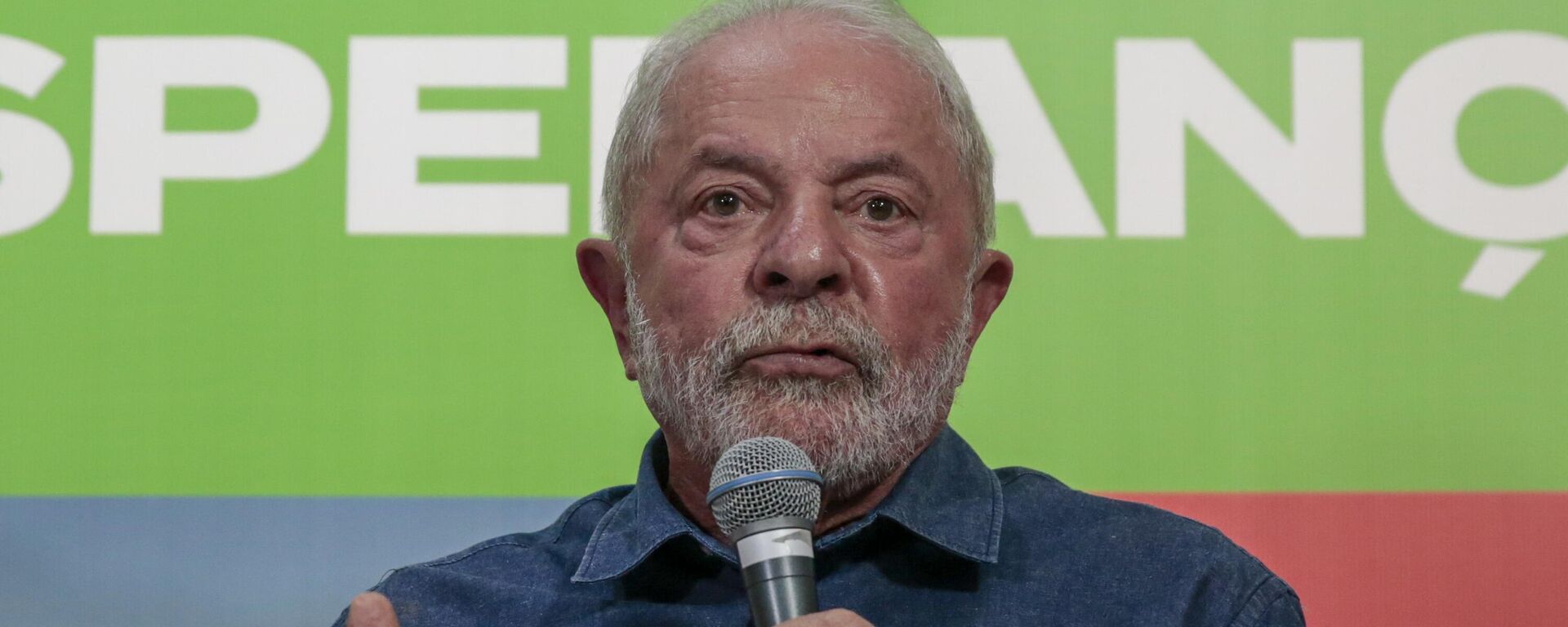 O ex-presidente Luiz Inácio Lula da Silva (PT) se reúne com a ex-ministra do Meio Ambiente Marina Silva (Rede, fora da foto), em São Paulo, no Brasil, em 12 de setembro de 2022 - Sputnik Brasil, 1920, 12.09.2022