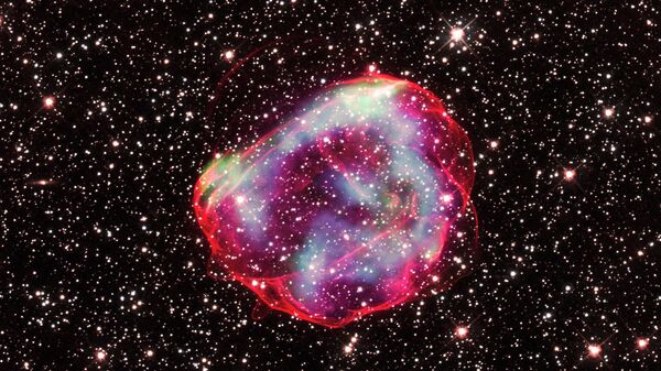 A supernova remanescente denominada SNR 0519-69.0, ou SNR 0519, é o que sobrou da explosão de uma estrela anã branca - Sputnik Brasil