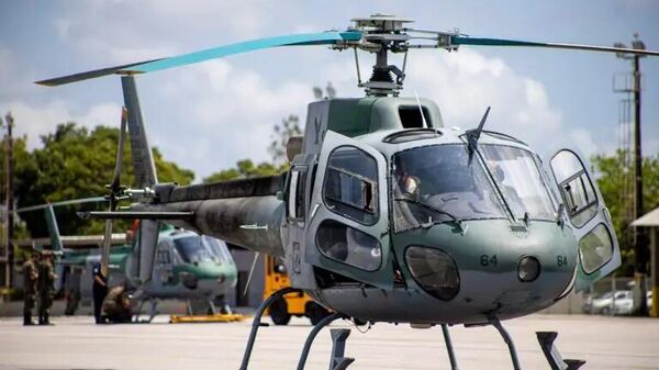 O H-50 Esquilo, também usado pela Força Aérea Brasileira (FAB) na formação de novos pilotos de helicóptero - Sputnik Brasil