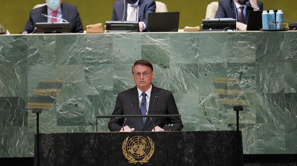 O presidente brasileiro, Jair Bolsonaro, discursa durante a 77ª Assembleia Geral da Organização das Nações Unidas (ONU), em Nova York, em 20 de setembro de 2022 - Sputnik Brasil