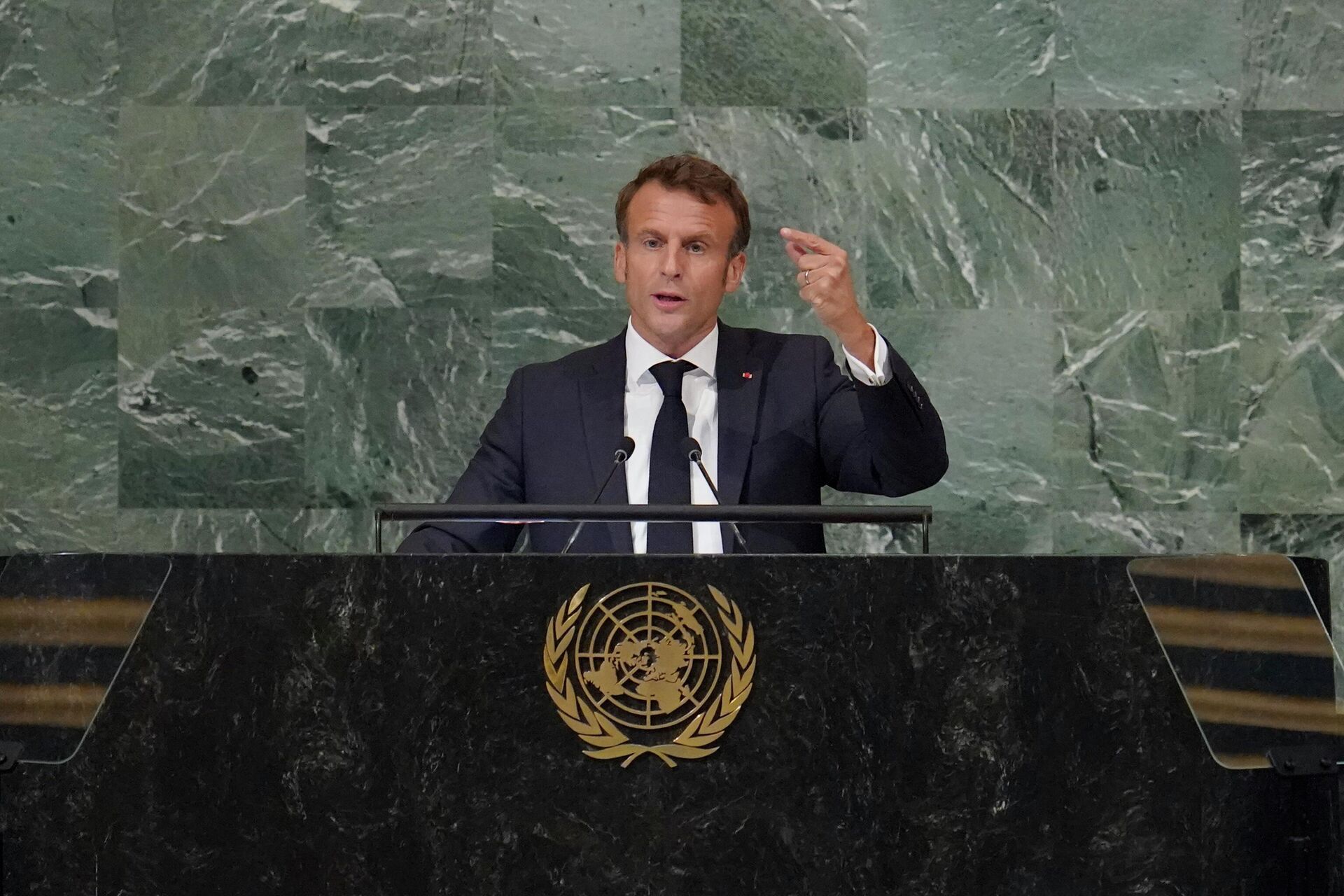 Presidente da França, Emmanuel Macron, fala na Assembleia Geral da Organização das Nações Unidas (ONU), em 20 de setembro de 2022 - Sputnik Brasil, 1920, 11.10.2022