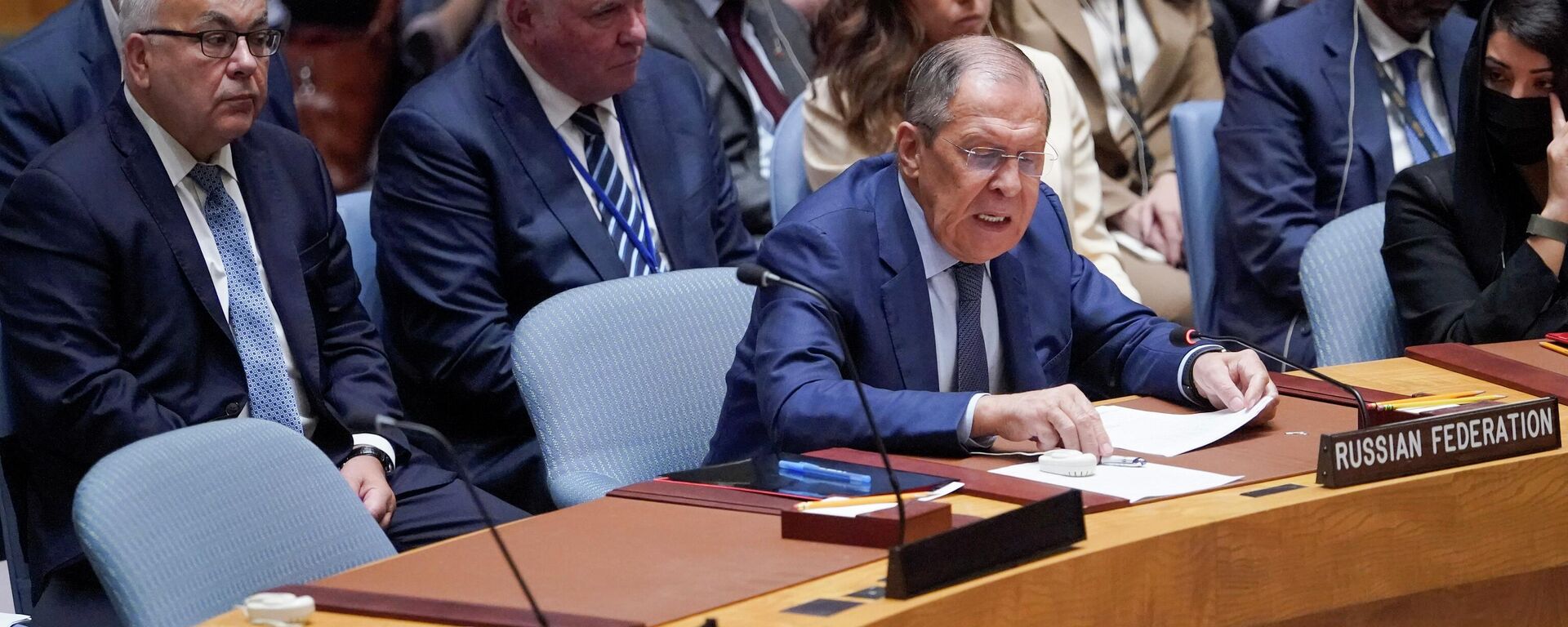 O ministro das Relações Exteriores da Rússia, Sergei Lavrov, fala durante uma reunião de alto nível do Conselho de Segurança sobre a situação na Ucrânia, 22 de setembro de 2022 - Sputnik Brasil, 1920, 22.09.2022