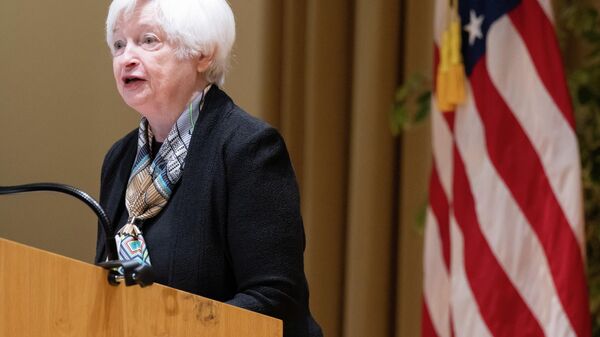 Janet Yellen, secretária do Tesouro dos EUA, fala durante turnê do prédio IRS New Carrollton Federal Building em Lanham, Maryland, EUA, 15 de setembro de 2022 - Sputnik Brasil