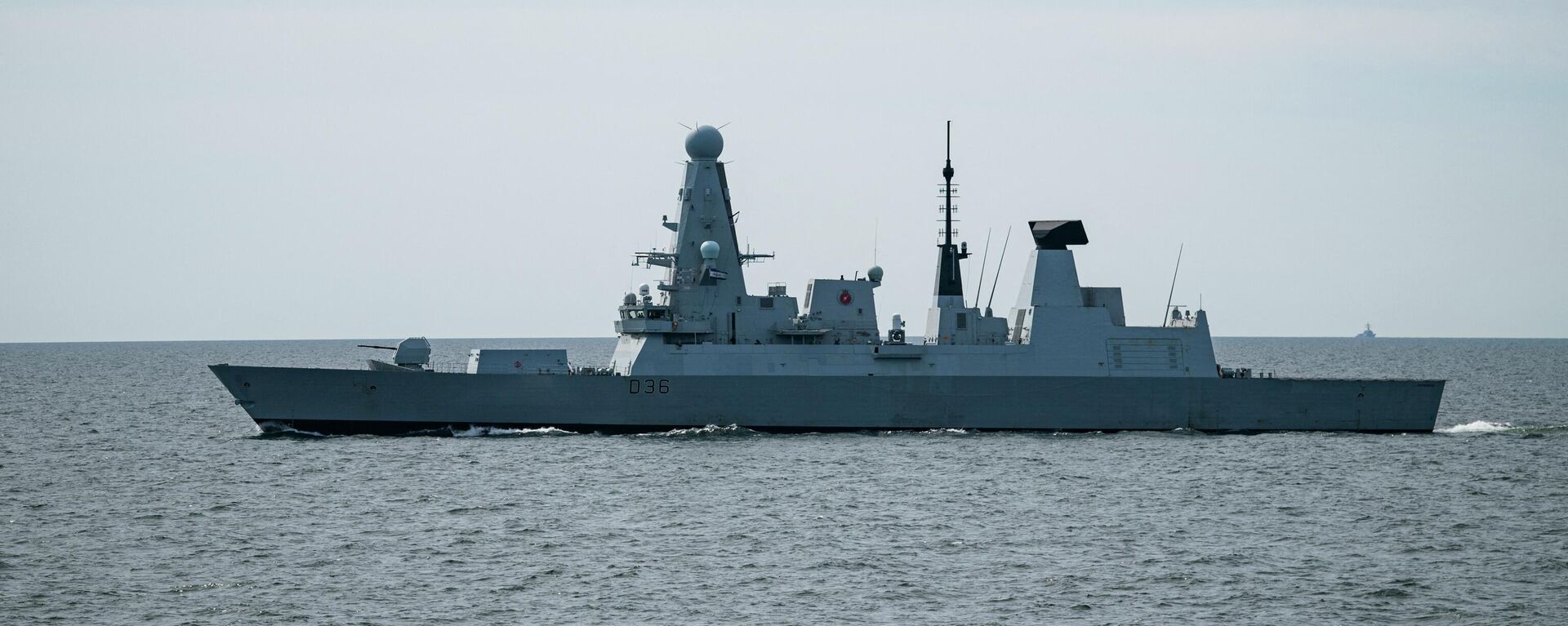 Navio HMS Defender (D1145) da Marinha Real do Reino Unido durante exercícios navais BALTOPS 22, no mar Báltico, 6 de junho de 2022 - Sputnik Brasil, 1920, 25.09.2022