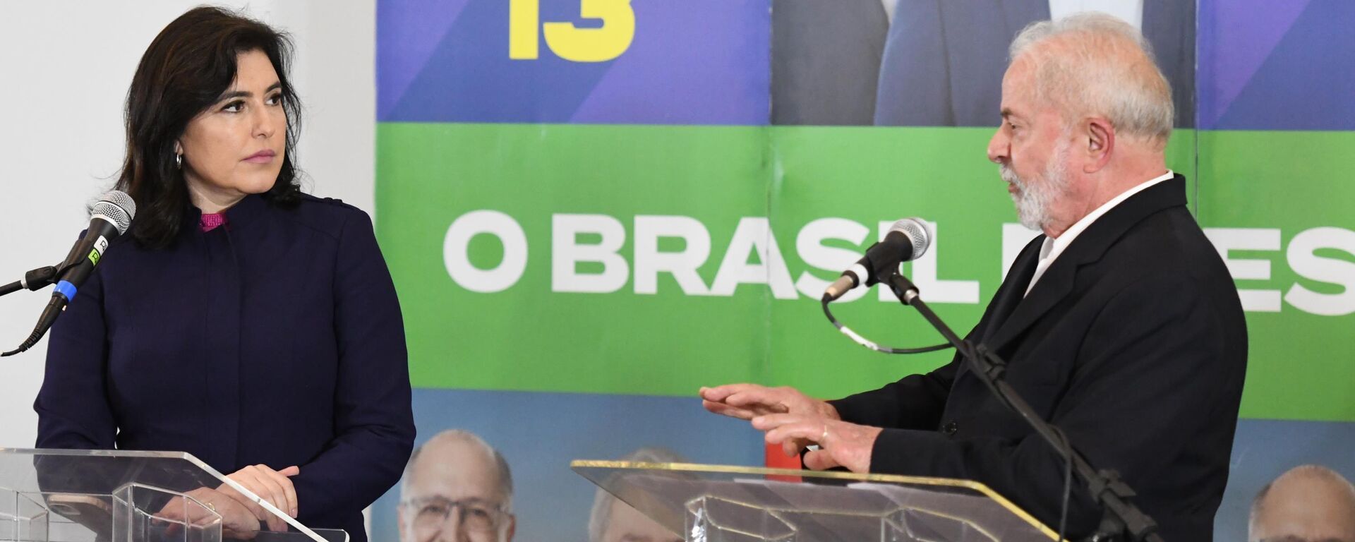  O candidato a presidente Luiz Inácio Lula da Silva(PT), e o vice Geraldo Alckmin, (PSDB), se encontram com Simone Tebet (MDB-MS) que declara apoio a o Lula no segundo turno, em hotel na região central de São Paulo, 7 de outubro de 2022 - Sputnik Brasil, 1920, 07.10.2022