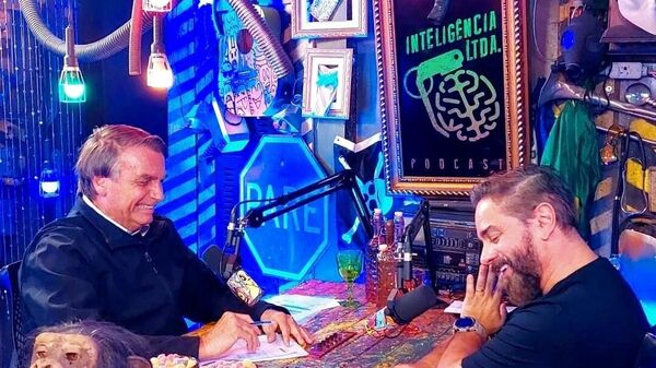 Jair Bolsonaro participa de entrevista ao podcast Inteligência LTDA - Sputnik Brasil