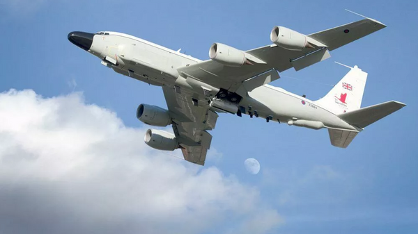 Avião de reconhecimento RC-135W Rivet Join da Força Aérea do Reino Unido - Sputnik Brasil