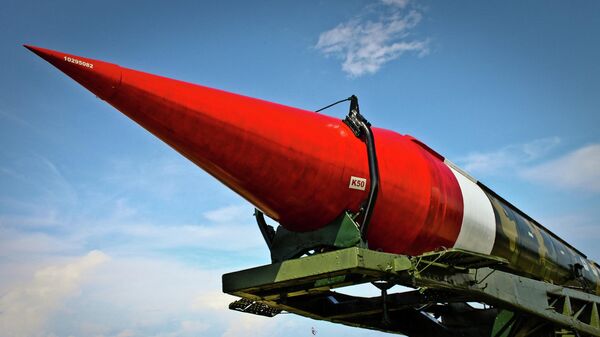 Míssil balístico russo de médio alcance implantado em Cuba em exposição em Havana. - Sputnik Brasil