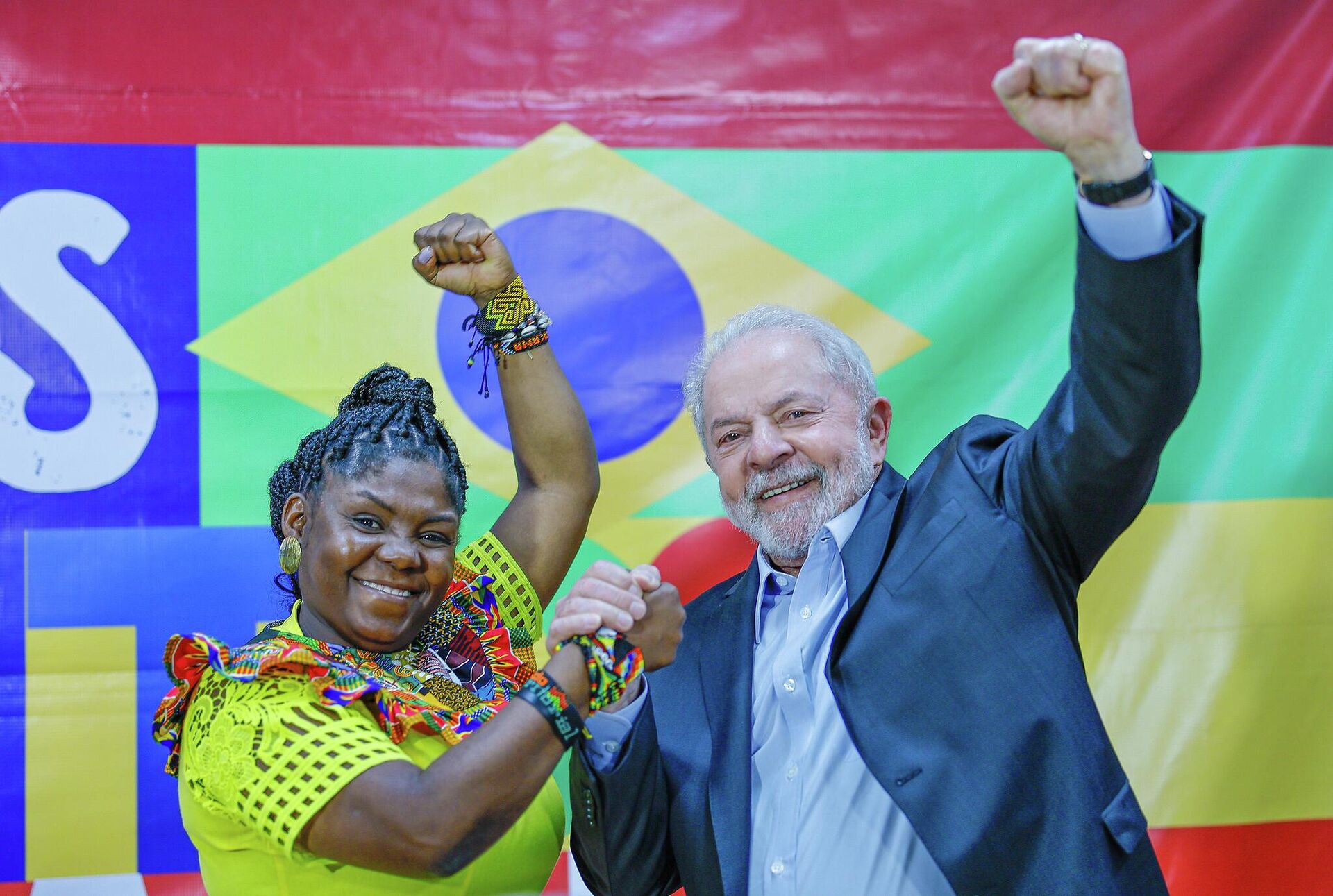 O então candidato à presidência do Brasil Luiz Inácio Lula da Silva recebe a vice-presidente da Colômbia, Francia Márquez, em 26 de julho de 2022, em São Paulo - Sputnik Brasil, 1920, 03.11.2022