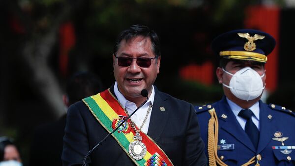 O presidente boliviano Luis Arce fala durante um evento em homenagem ao herói nacional Eduardo Abaroa, que morreu na Guerra do Pacífico de 1879-1883, como parte das comemorações do Dia do Mar em La Paz, Bolívia, 23 de março de 2021 - Sputnik Brasil