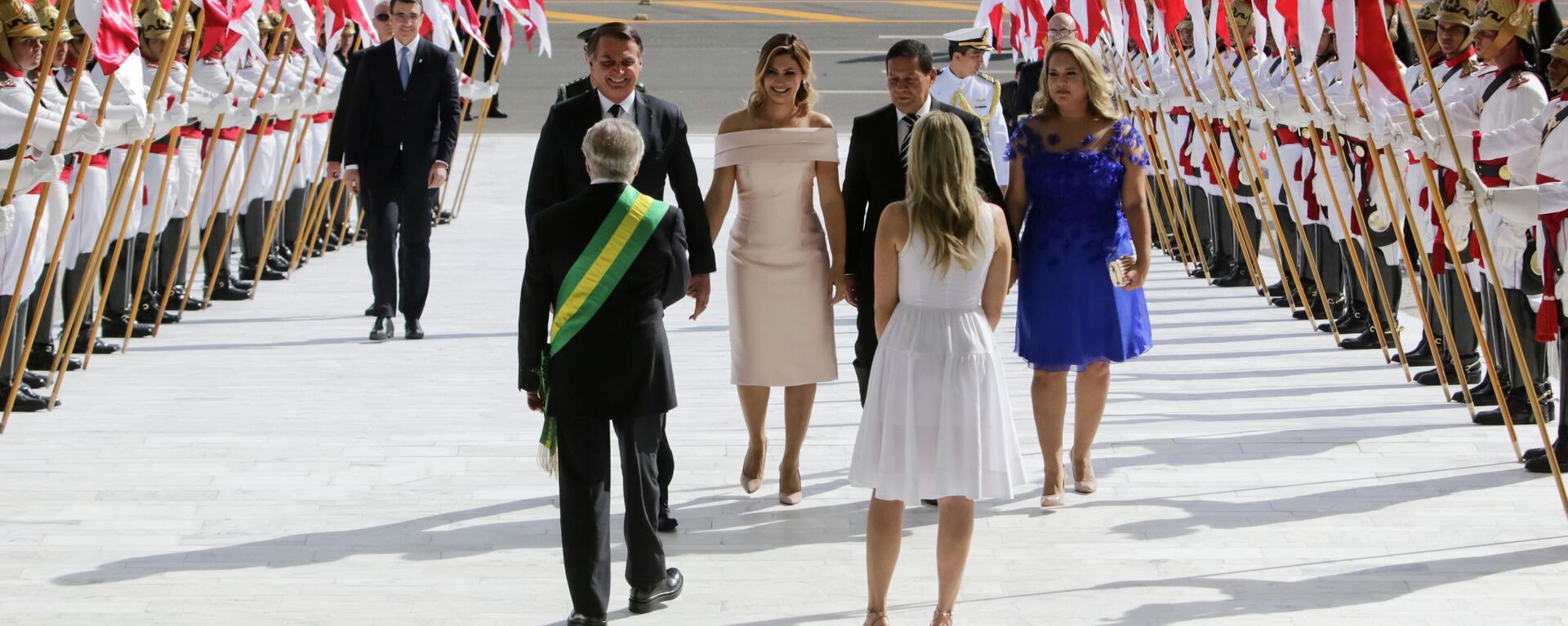 Passagem de Faixa Presidencial de Michel Temer para Jair Bolsonaro em 1º de janeiro de 2019 - Sputnik Brasil, 1920, 04.11.2022