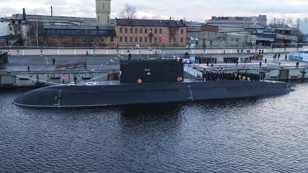 A Marinha russa acaba de receber o novo submarino de ataque diesel-elétrico Ufa do projeto 636.3, da classe Varshavianka - Sputnik Brasil