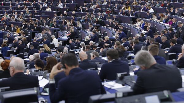 Membros do Parlamento Europeu durante cerimônia do 70º aniversário da Casa legislativa, em 22 de novembro de 2022 - Sputnik Brasil