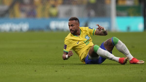 Neymar durante o jogo de estreia do Brasil na Copa do Mundo do Catar, no qual ganhou da Sérvia por 2 a 0, em 24 de novembro de 2022 - Sputnik Brasil