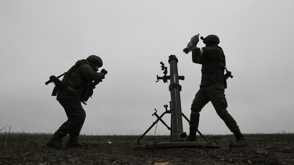 Militares russos durante operação especial na área de Zaporozhie - Sputnik Brasil