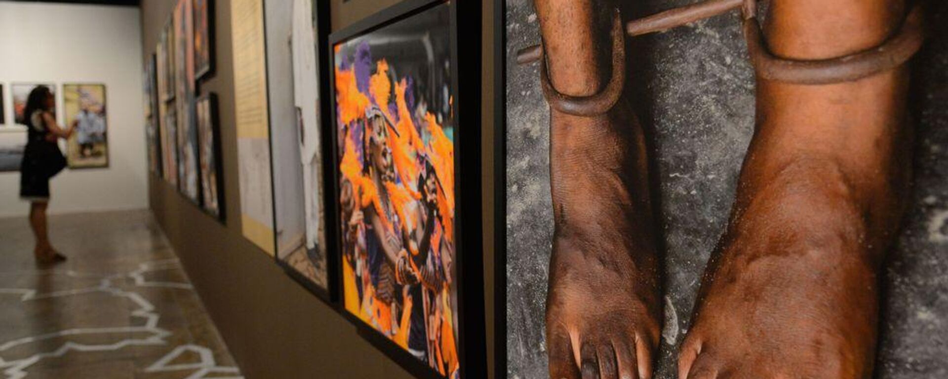 Exposição Sankofa: Memória da Escravidão na África, resultado da viagem do fotógrafo Cesar Fraga por nove países africanos, em 29 de outubro de 2016 - Sputnik Brasil, 1920, 14.12.2022