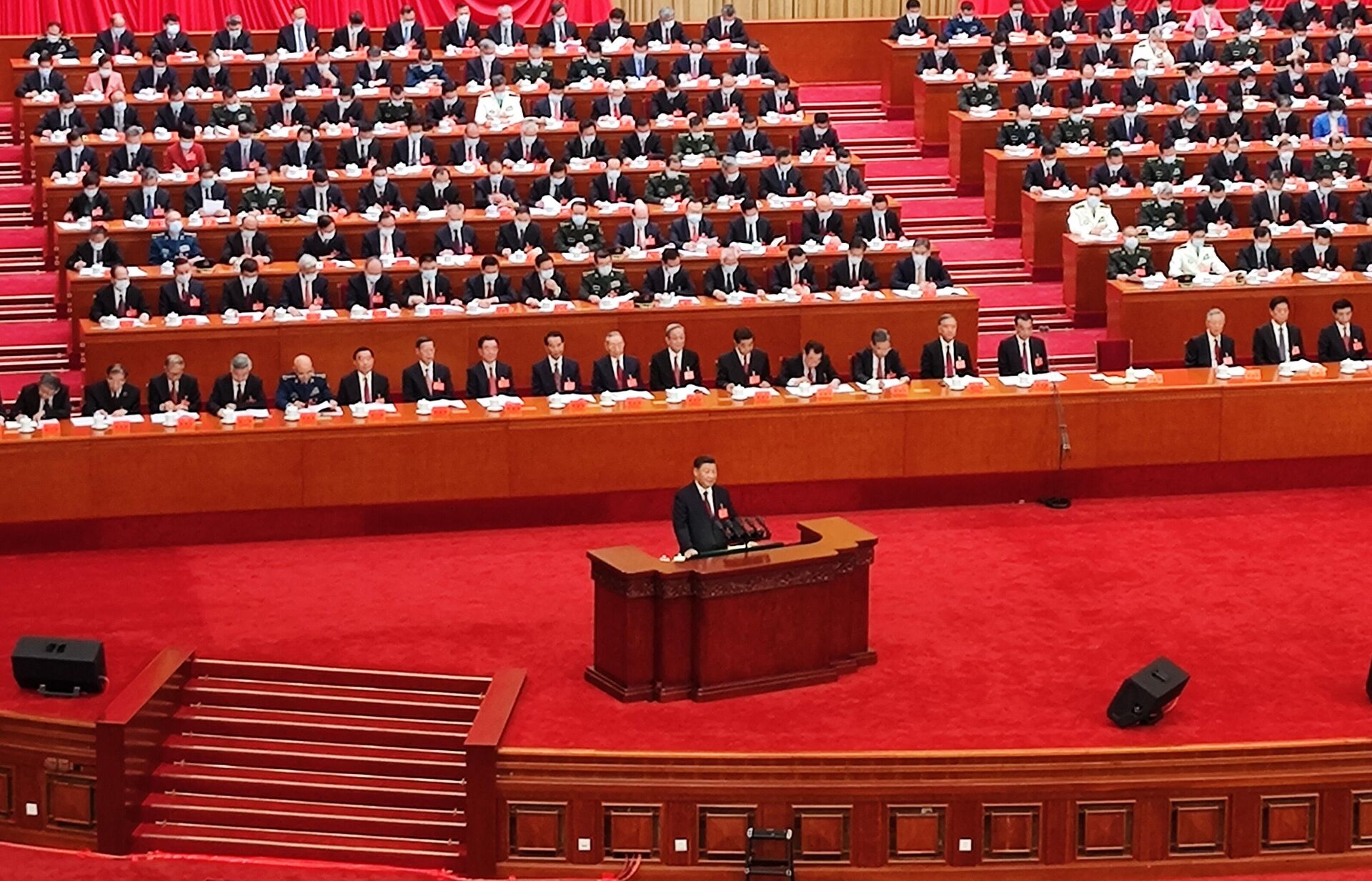 Presidente da China e secretário-geral do Partido Comunista Chinês, Xi Jinping durante abertura do 20º Congresso, que determinou uma política abrangente para o país durante os próximos cinco anos - Sputnik Brasil, 1920, 03.02.2023